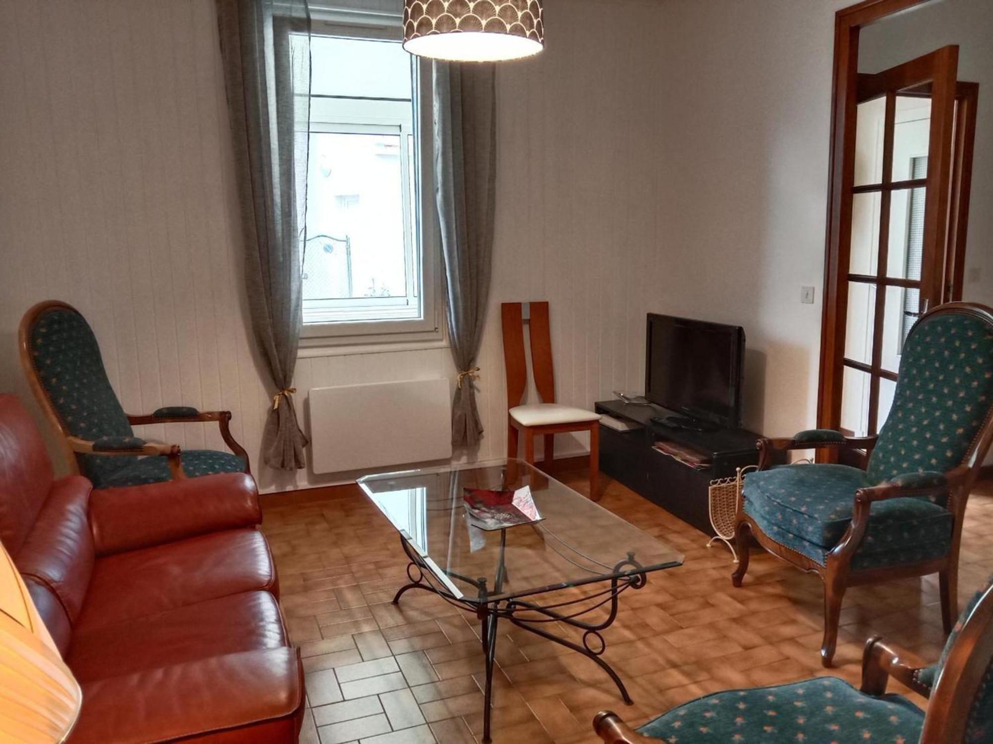 Maison Renovee Proche Vichy : 3 Chambres, Cour Fermee, Tout Inclus, Ideal Curistes Et Activites Naturelles - Fr-1-489-481 Bellerive-sur-Allier Extérieur photo
